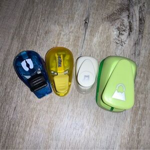 (Bin 4) Mixed Brands, Set of 4 random objects